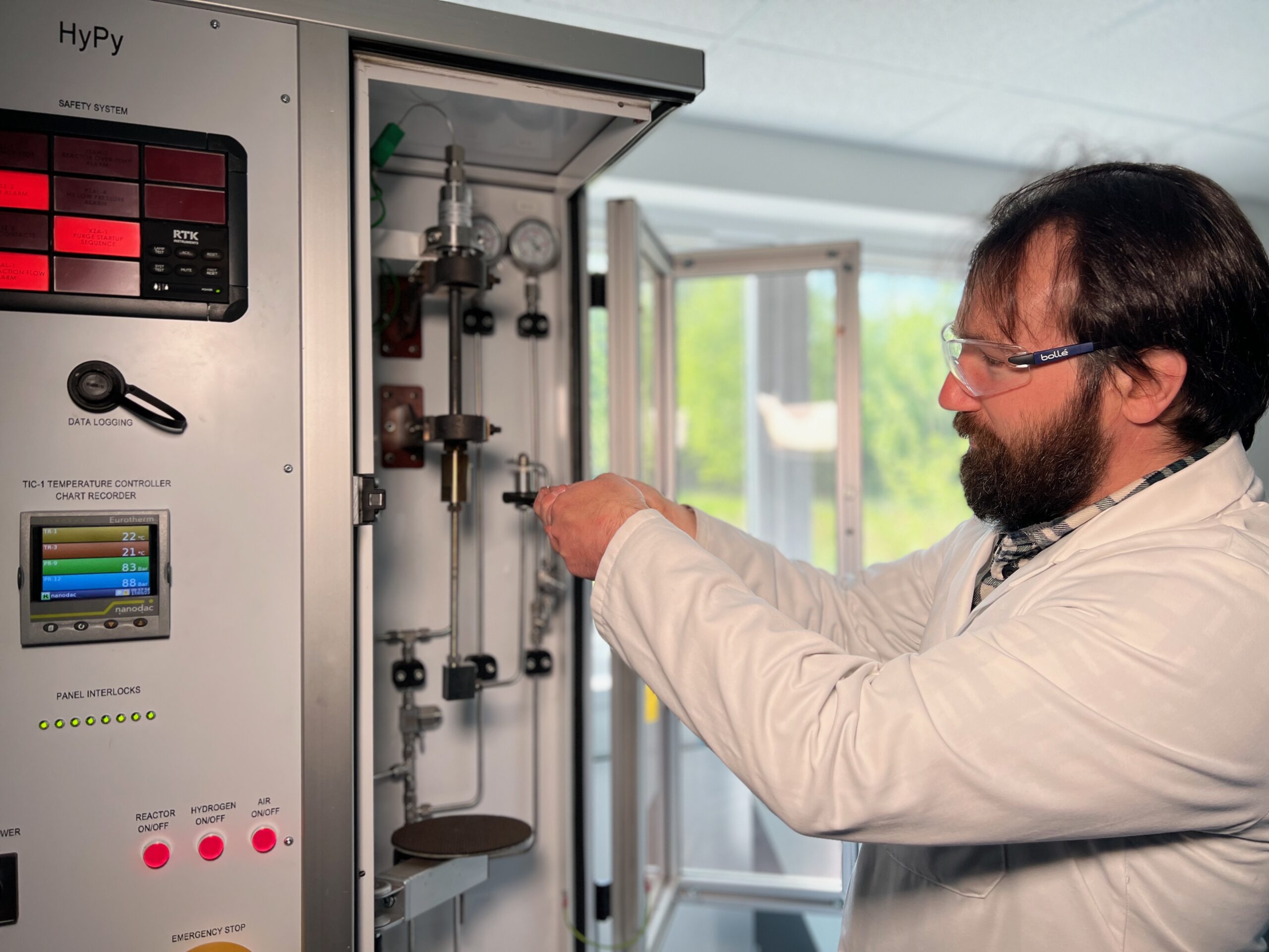 World-Class Instrumentation & Expertise